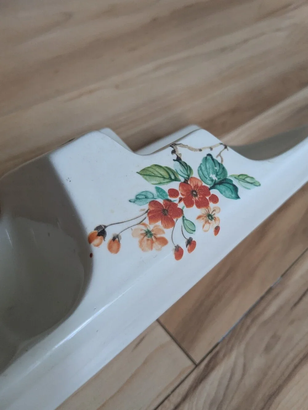 Vintrex Ceramic 1940s Soap Toothbrush Caddy Ivory Floral Rare Bath Fixture